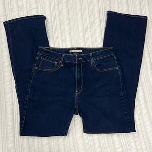 High rise Bootcut Levi Jeans